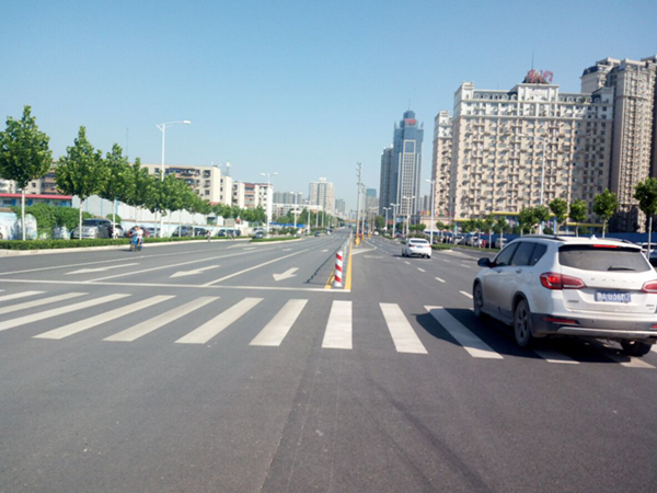 攔路電桿全拆除 桐柏南路變通途--桐柏南路(航海路-長江路)電力入地工程順利完成